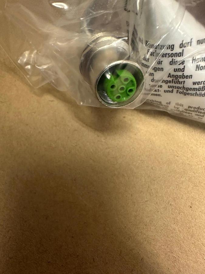Used MURR Elektronic 7000-13561-9720020 M12 Female Recept. Connector *NEW*