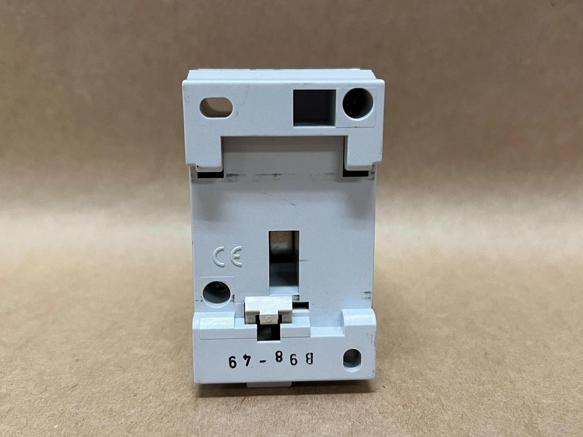 Used MURR Electronics 67 900 Power Socket