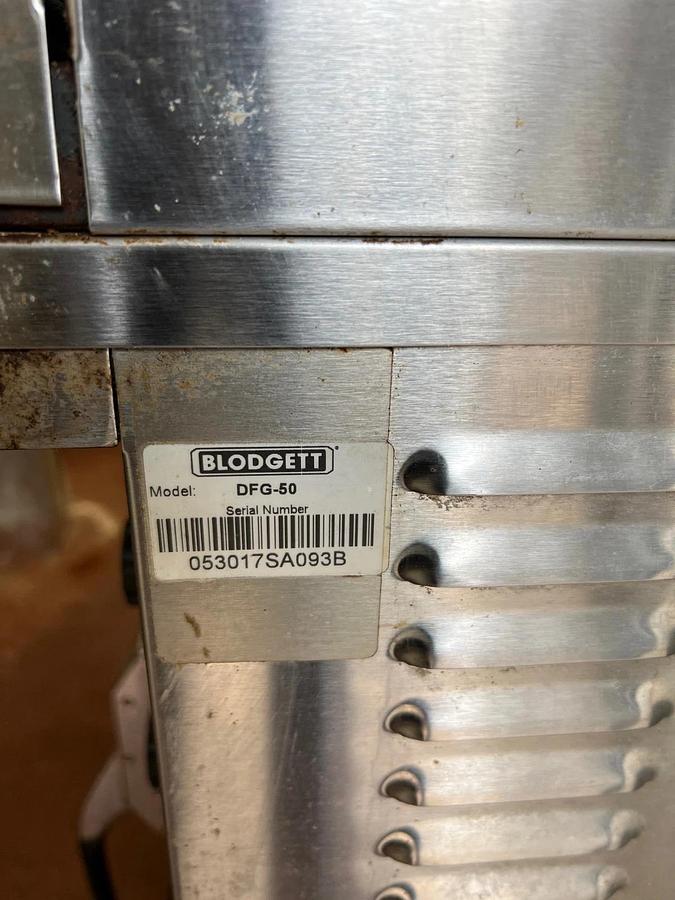 Used Blodgett DFG-50 Double Half Size Convection Oven