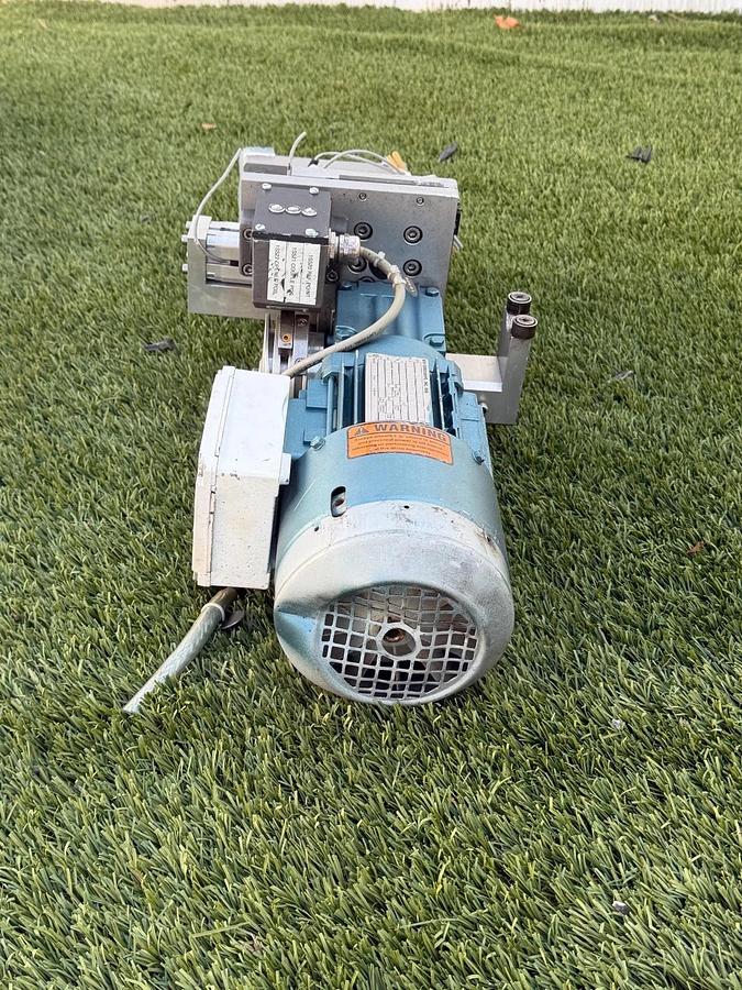 Used SEW-Eurodrive W20DT71D4BMG05HRTHES 0.5Hp Right-Angle Gearmotor