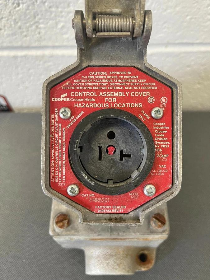 Used Cooper Crouse-Hinds ENR5201 Explosion Proof Receptacle Box, 20 Amp, 125 VAC