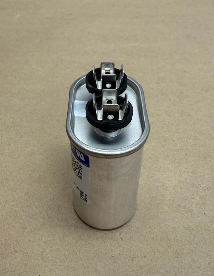 Genteq 97F5583 Capacitor, 50/60 Hz, 440 VAC *NEW*