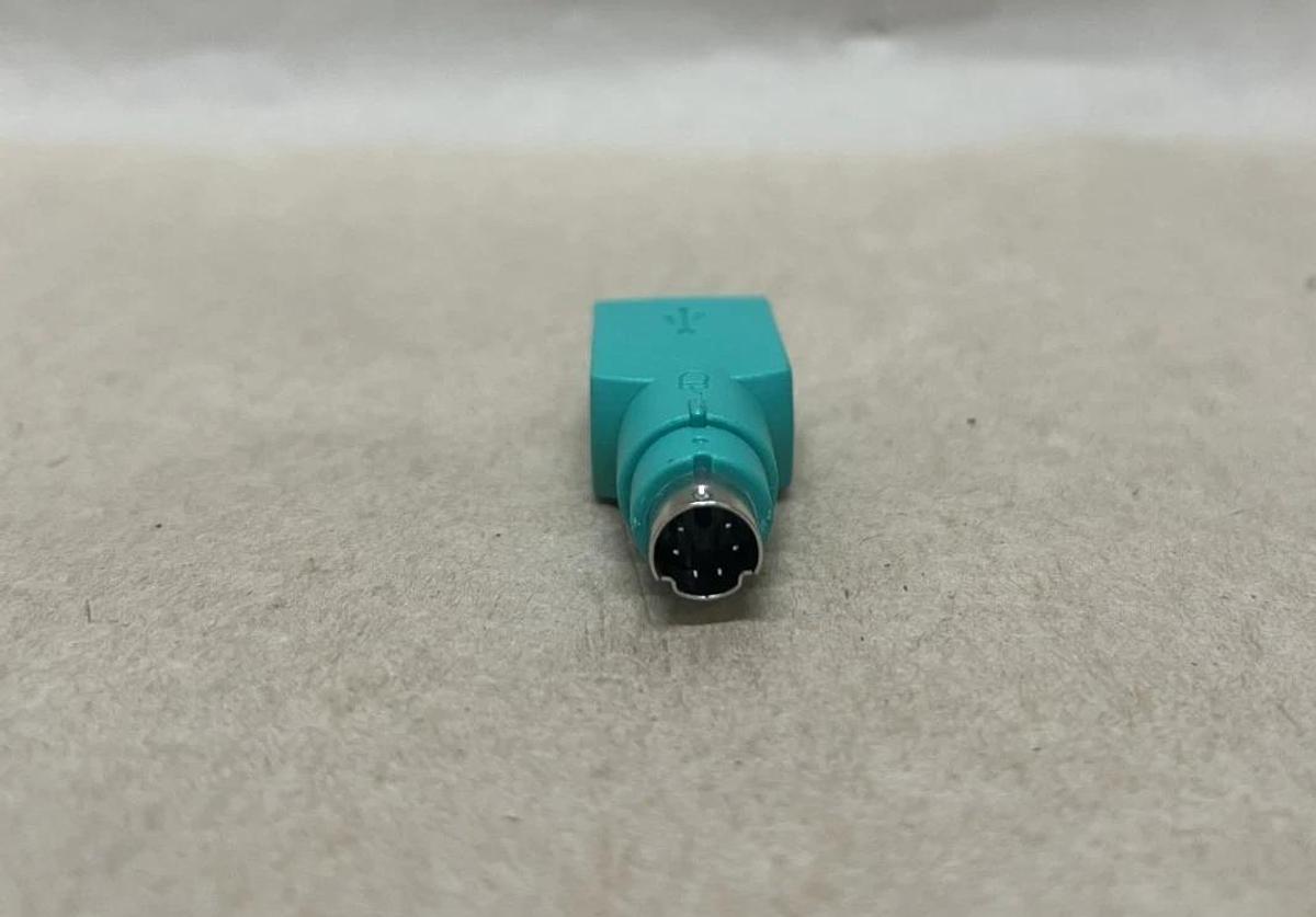 Used Microsoft 6-Pin-Mini Port to USB-A Adapter