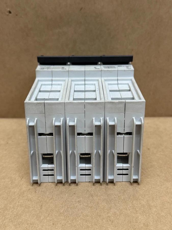 Used Cooper Bussmann CCP-3-30CF Fusible Disconnect Switch, 30A, 3-Pole