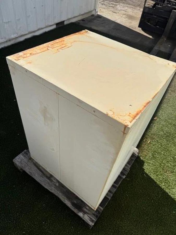 Used Industrial Tool Cabinet 3-Shelf W: 29-3/4” D: 27-3/4” H: 39-1/4"