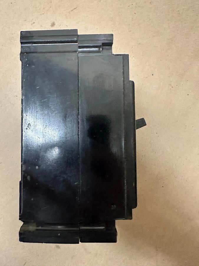 Used Federal Pacific Electric Company NEF431070 70A 3 Pole Circuit Breaker