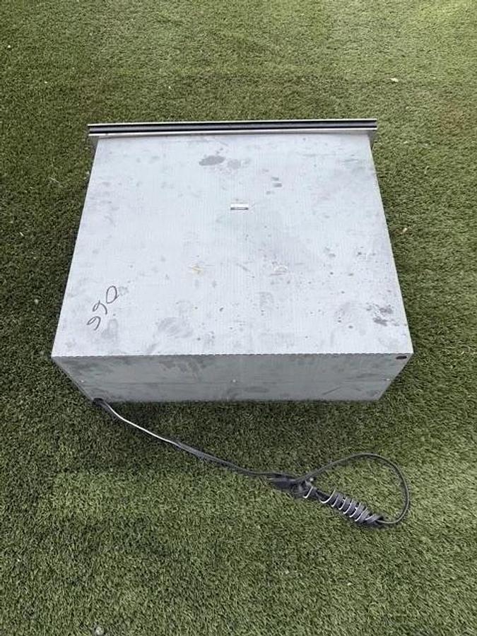 Used Thermador 22” Warming Drawer