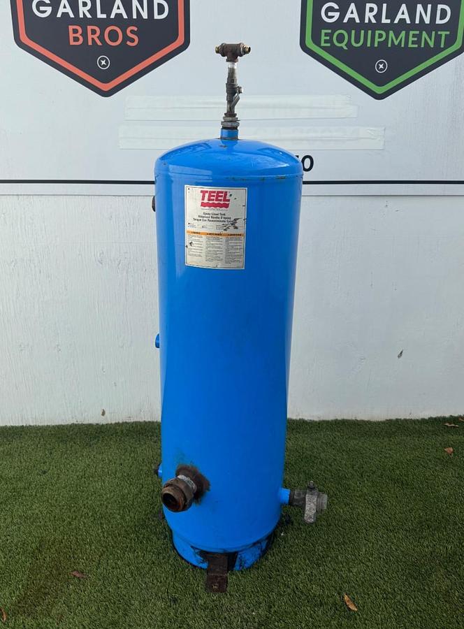 Used Teel 3P272D Epoxy-Lined Tank 42 Gallons, w/ Ball-Valve Fitting