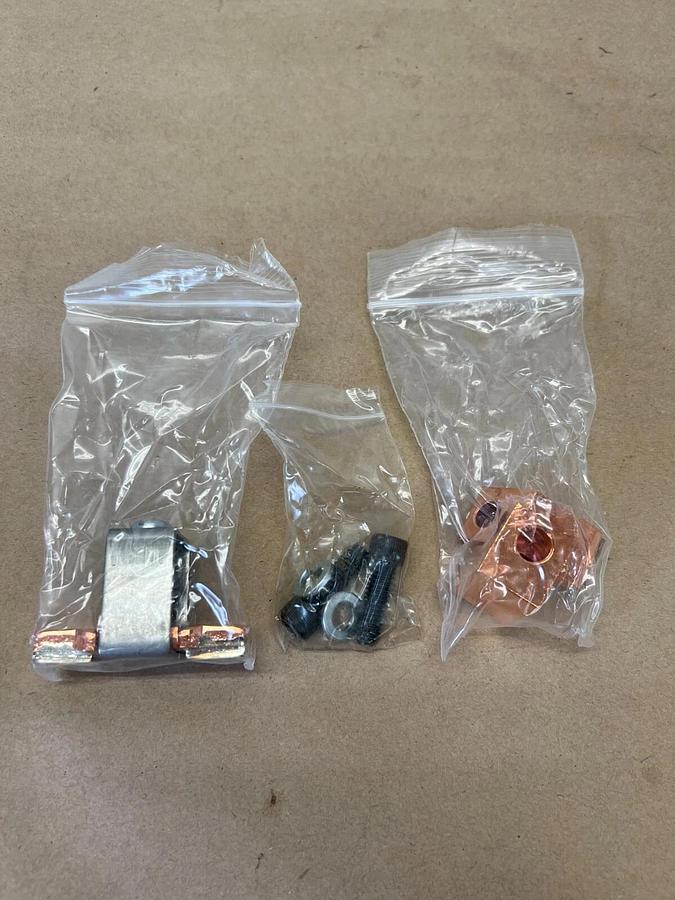 Used Cutler Hammer 477B477G05 Contact Kit, Size 5, 1 Pole