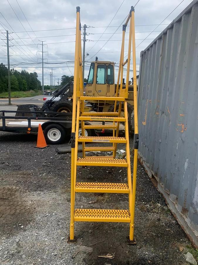 Used Vestil COL-AL-6-56-23 6 Step Steel Crossover Ladder