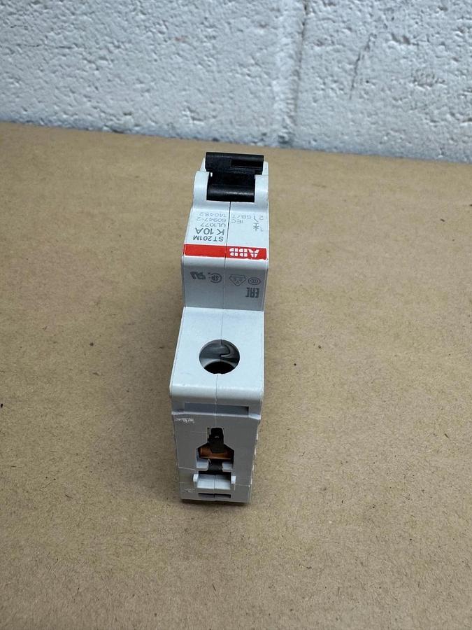 Used ABB ST 201M K10A Single Pole Circuit Breaker *NEW*