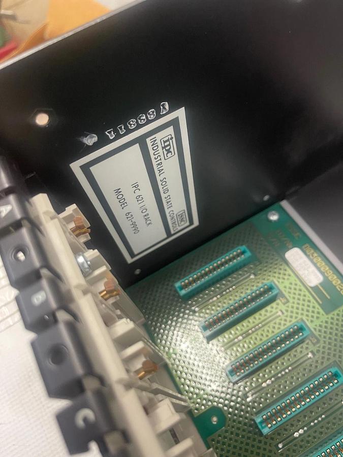 Used Industrial Solid State Controls 621-9990 IPC 621 I/O Rack