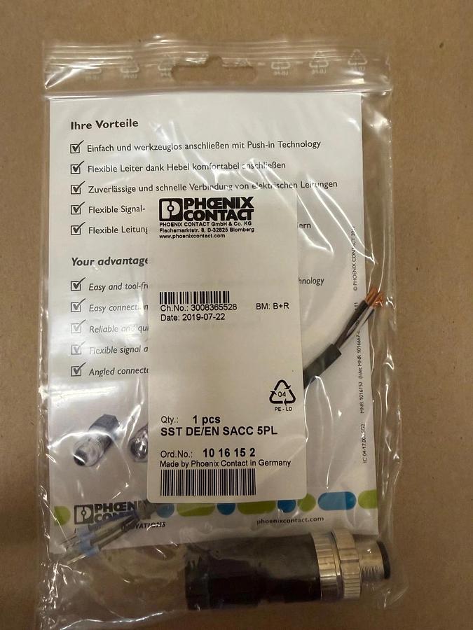Used Phoenix Contact SST DE/EN SACC 5PL Connector *NEW*