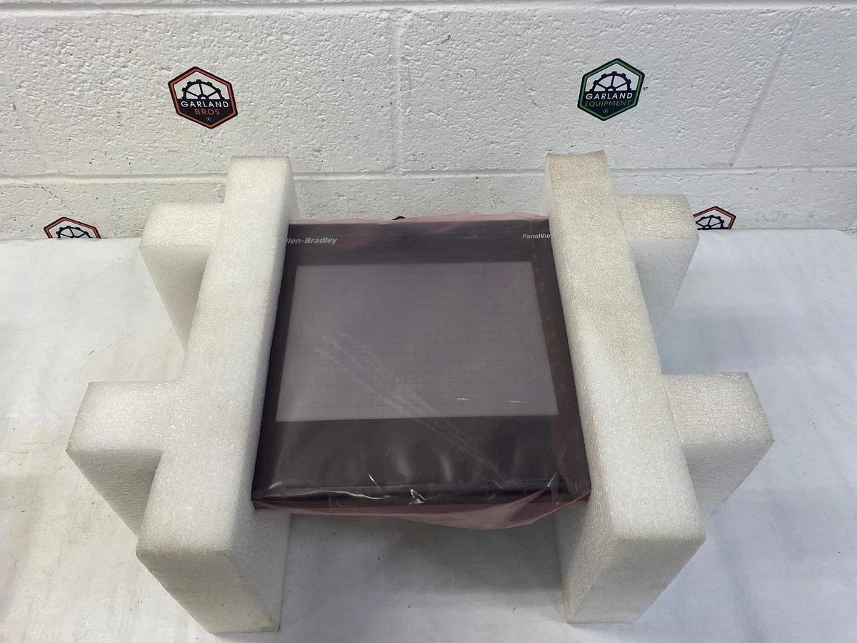 Allen Bradley 2711-T10C1 PanelView 1000 Series B w/ Manual and Mounting Brackets