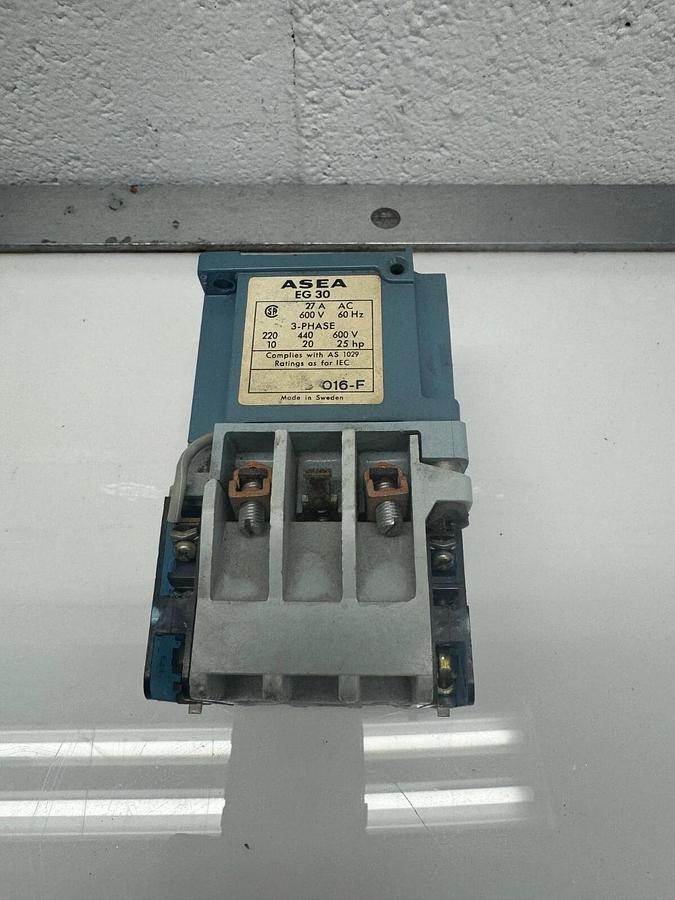 Used ASEA SK 415 016-F Contactor, 27 A, 600 V, 60 Hz