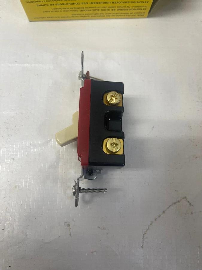 Used Hubbell 1221 Toggle Switch, 20 A, 120-277 VAC, Single Pole, Ivory