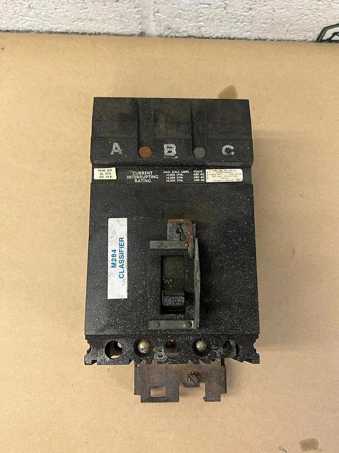 Used Square D KH-384 3 Pole Circuit Breaker 600 VAC
