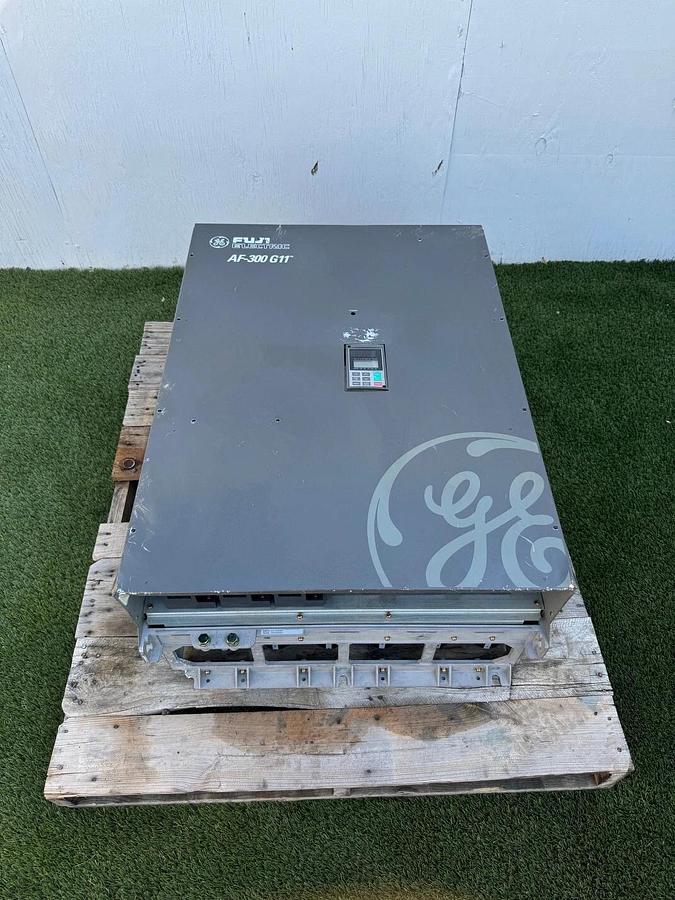 Used General Electric/ Fuji Electric 6KG1143300X9B1 VFD Drive 300Hp 380-460V, 3 Phase