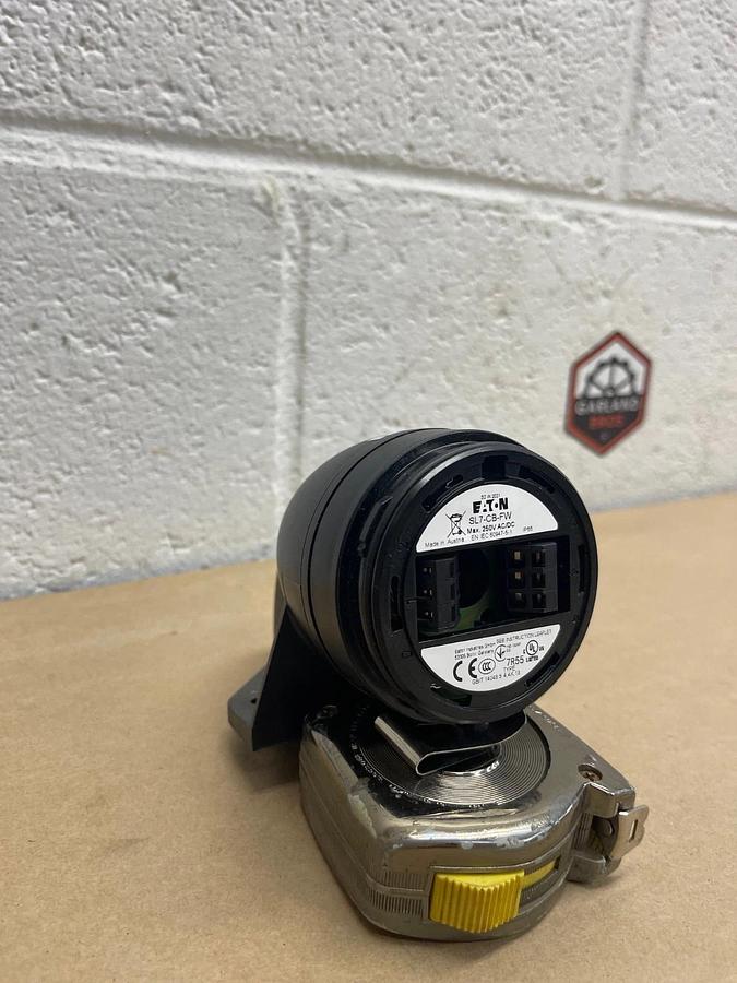 Used Eaton SL7-CB-FW Tower Light Base, Mounting Base Only