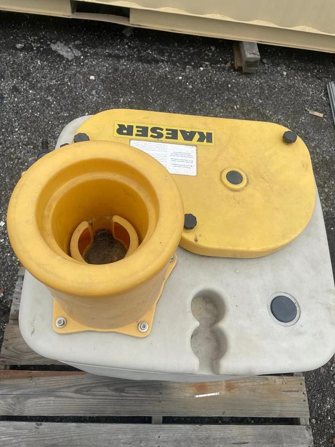 Used Kaeser ANAQUAMAT 5R, Water Storage/Container for Water-Oil Separation System