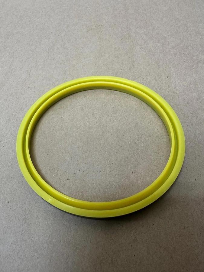 Used CAT 7K-9211 88.90mm Shaft Diameter Rubber Pin Seal *NEW*