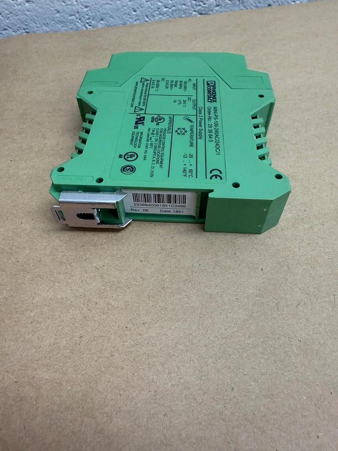 Used Phoenix Contact MINI-PS-100-240AC/24DC/1, Class 2 Power Supply  *Tested*