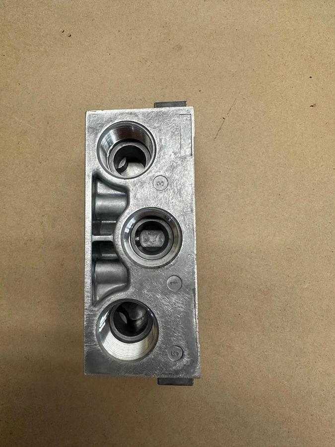 Used Aventics R432006196 Ceram Valve Size 3 *NEW*