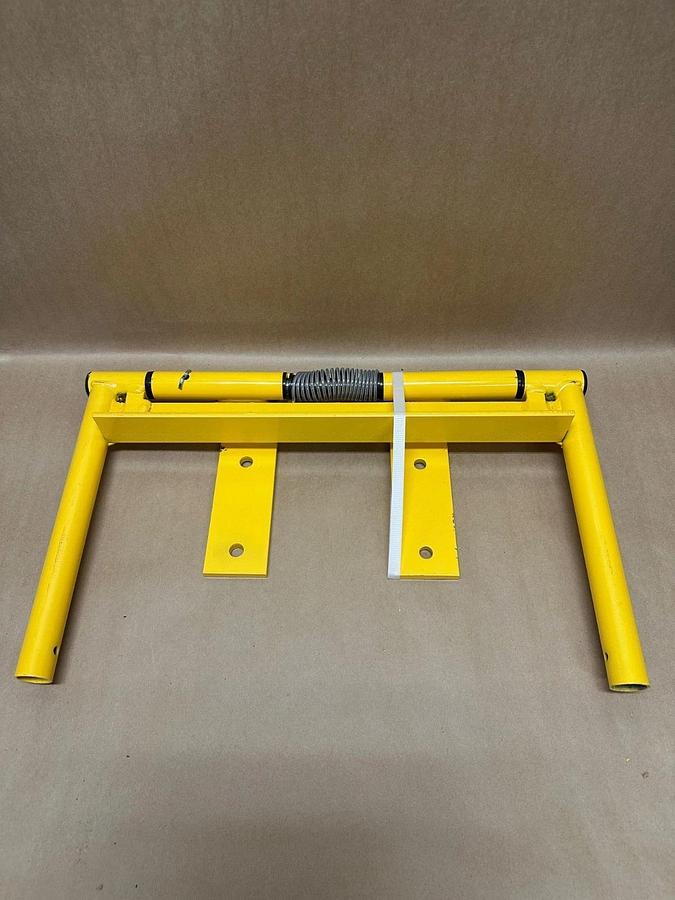 ULINE H-5615 Safety Swing Gate 16-26”, Adjustable *NEW*