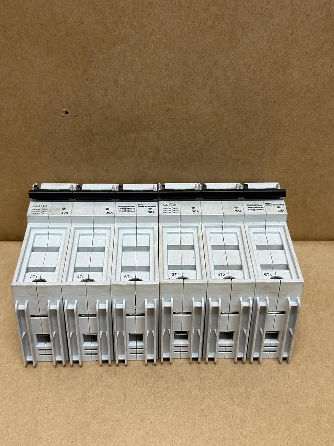 Used Cooper Bussmann CCP-3-30CF Fusible Disconnect Switch, 30A, 3-Pole