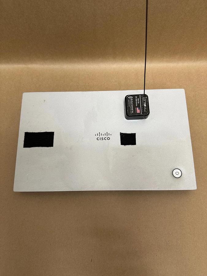 Used CISCO 800-103396-01 B0+ Base Unit w/ Remote