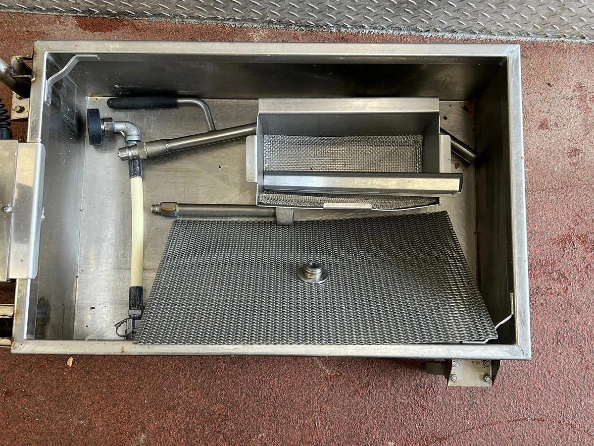 Used Armadillo ARM-001785 Filter Arm