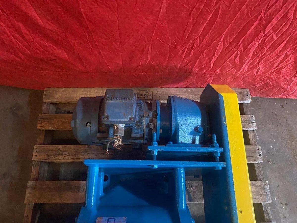 Used Carolina Conveying 10” Rotary Airlock Feeder w/ Siemens Motor 1.5HP, 1740 RPM