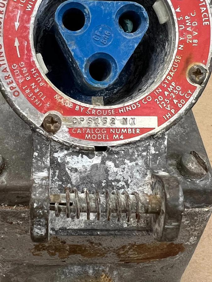 Used Crouse-Hinds CPS152NX Delayed Action Arktite Receptacle, 20 A