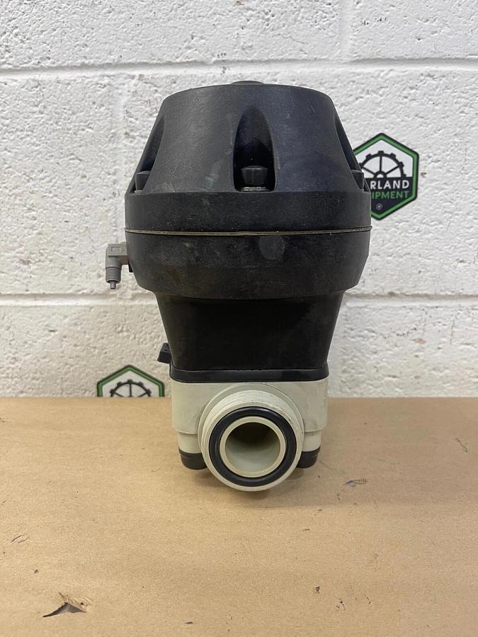 Used Gemü 690 32D 771141 Diaphragm Valve, DN32 PN10 DA40 PP