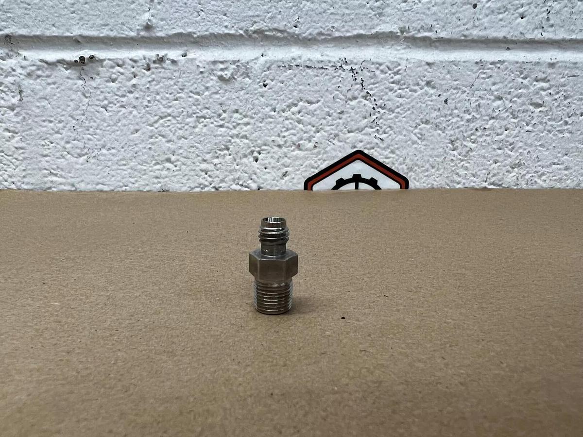 Used Swagelok 316 YPU Compression Fittings - Lot of 12