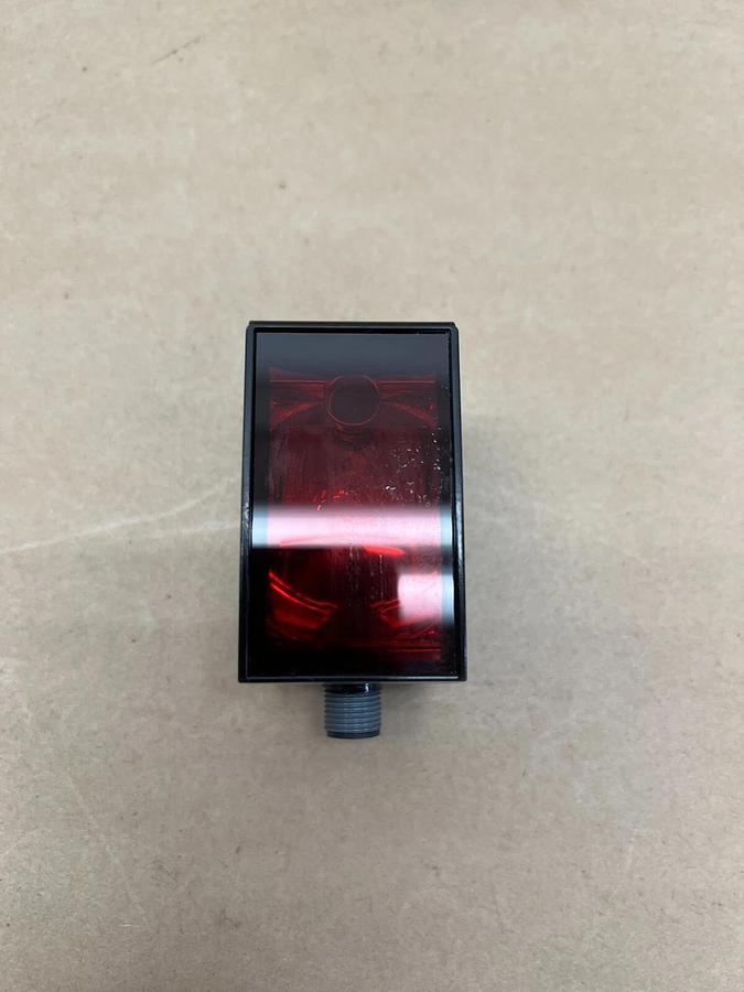 Used SICK DS50-P1112 1047 402 1523 Distance Sensor
