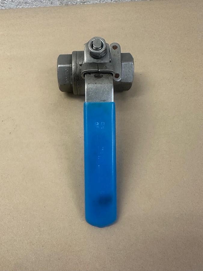 Used Duravalve CF8M 1000 WOG 2 Way 1-1/4” Ball Valve