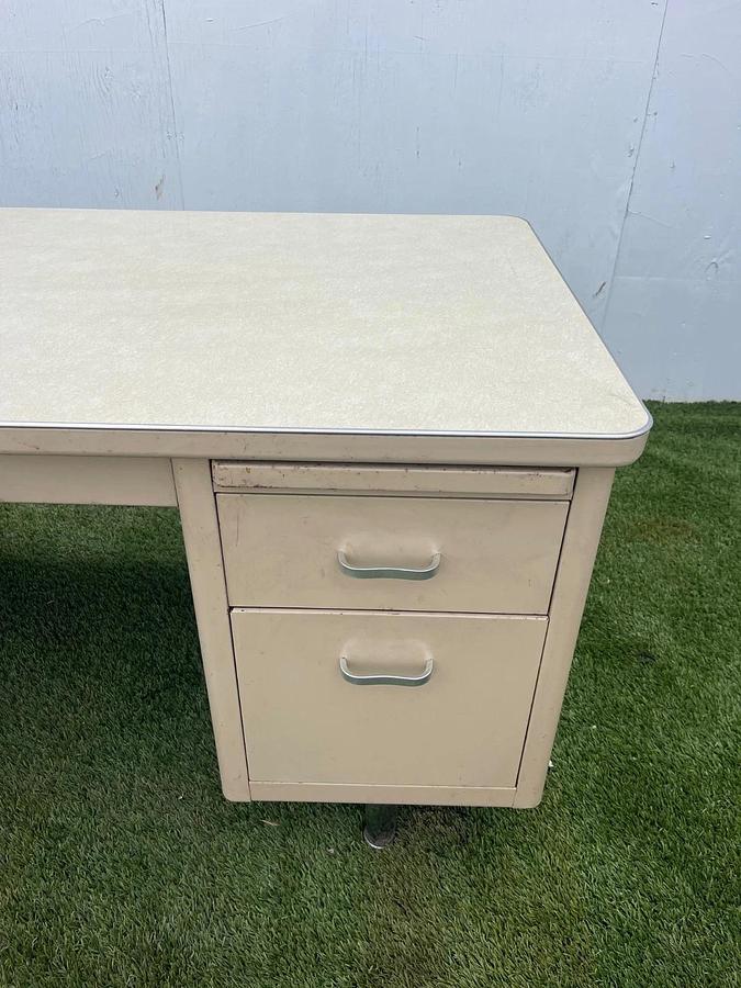 Used Vintage Tank Desk, 5 Drawer, Beige Frame, Metal, Top Length: 60”, Top Width: 30”