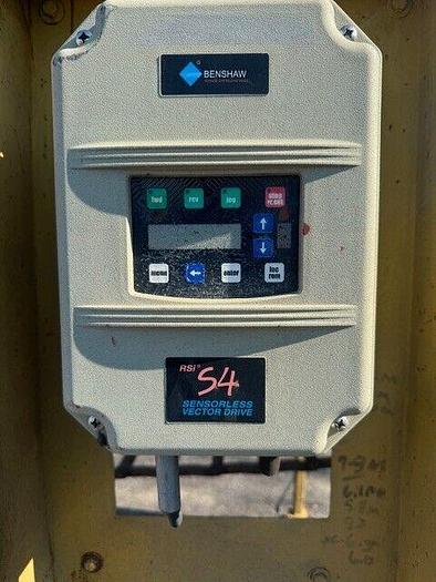 Used Feed Hopper w/ Drag Chain, 130 Cu/Ft w/ 36° Slope and 48" Tall Sides