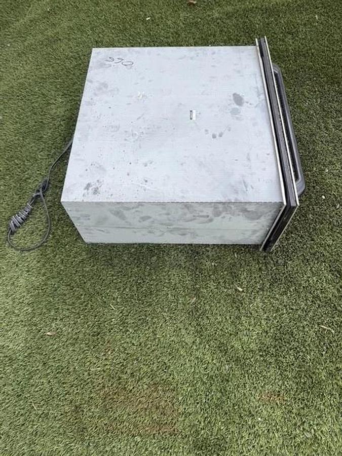 Used Thermador 22” Warming Drawer