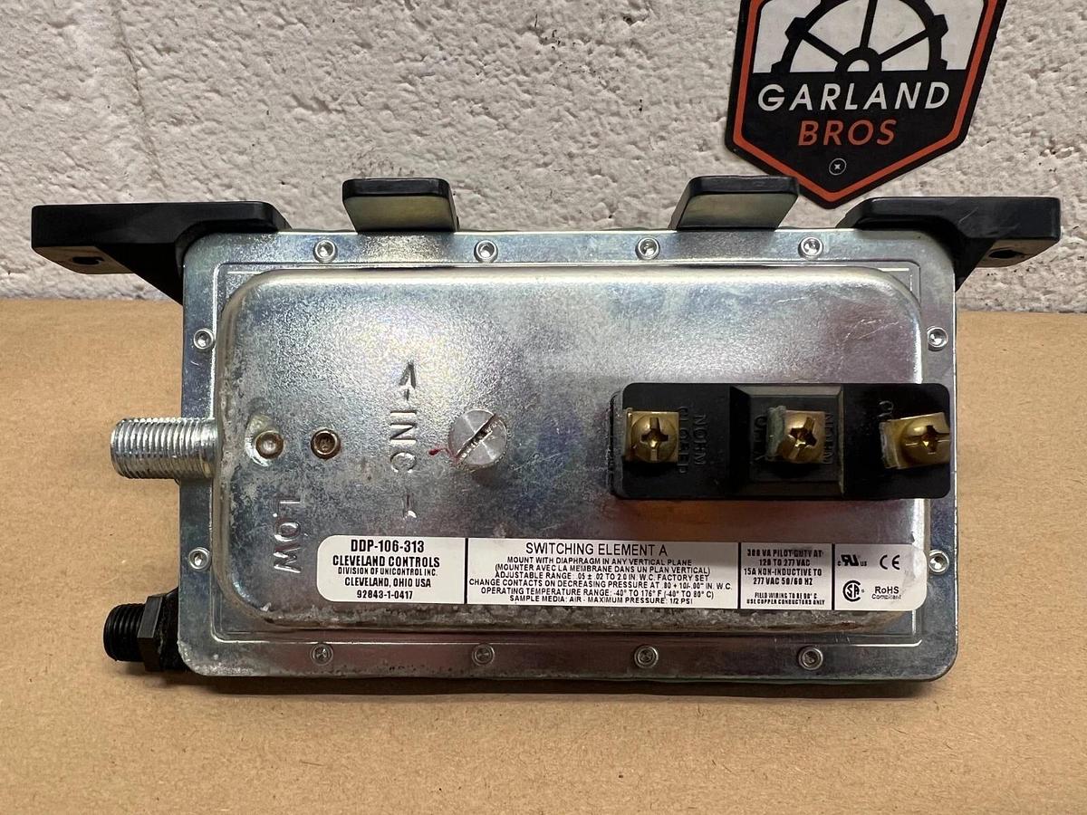 Used Cleveland Controls DDP-106-313 Switching Element A/B Air Flow Switch