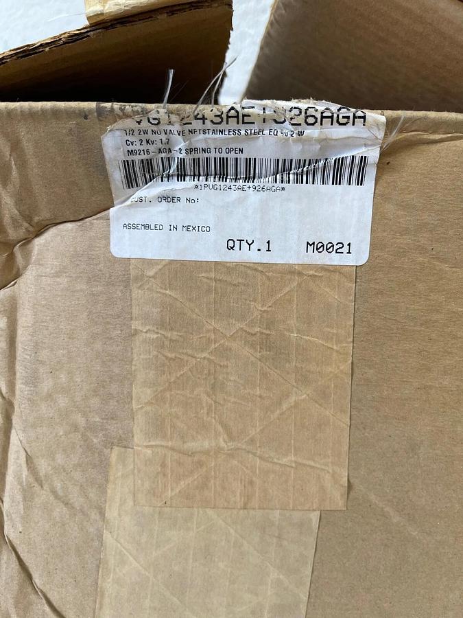 Used Johnson Controls M9216-AGA-2 Actuator 140 IN-LB (16 Nm) 24 VAC