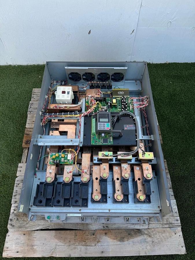 Used General Electric/ Fuji Electric 6KG1143300X9B1 VFD Drive 300Hp 380-460V, 3 Phase