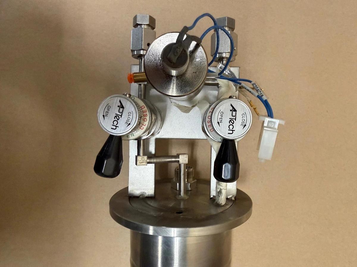 Used APTech AP3550HM Pneumatic Diaphragm Valve, (2) AP3625 Diaphragm, C276 1Gal Tank