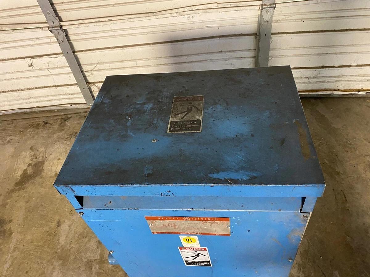 Used General Electric 9T23B4004 G28, 40 KVA Transformer, 3 Phase, Type QL