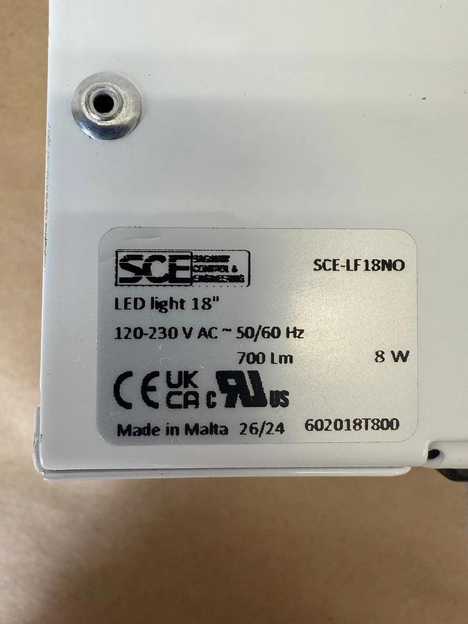 Saginaw (SCE) SCE-LF18NO, LED Light 18”, 120-230VAC, 50/60Hz, 700 Lm, 8W