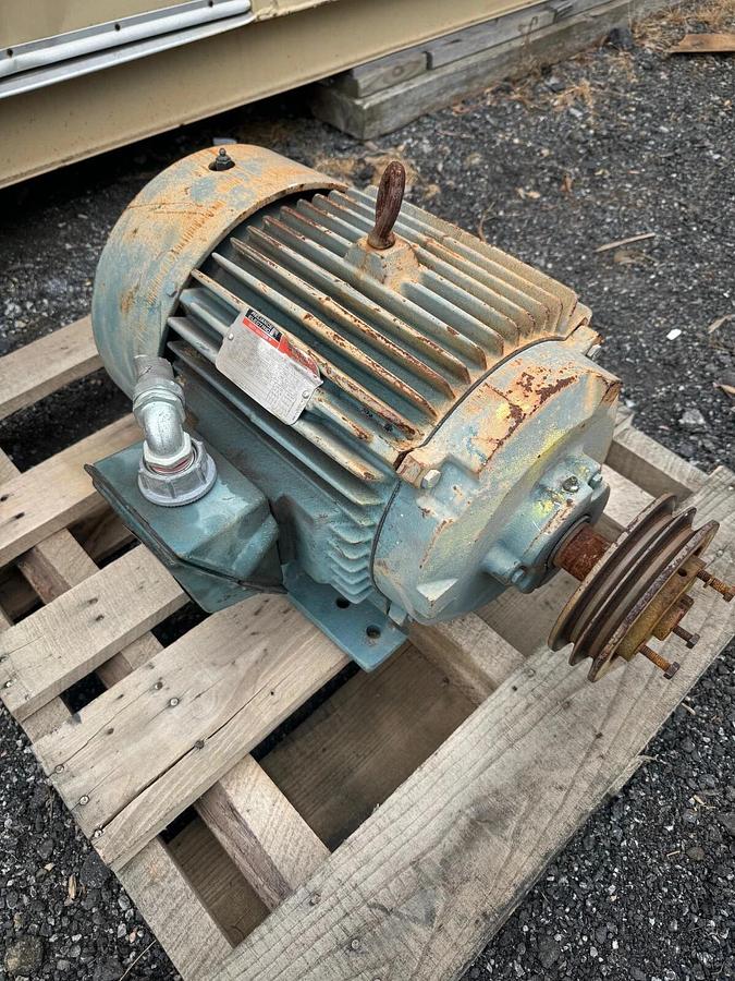 Used Reliance Electric P25G4555B E-Master AC Motor 20Hp @ 1760RPM 50.8/25.4A 230/460V