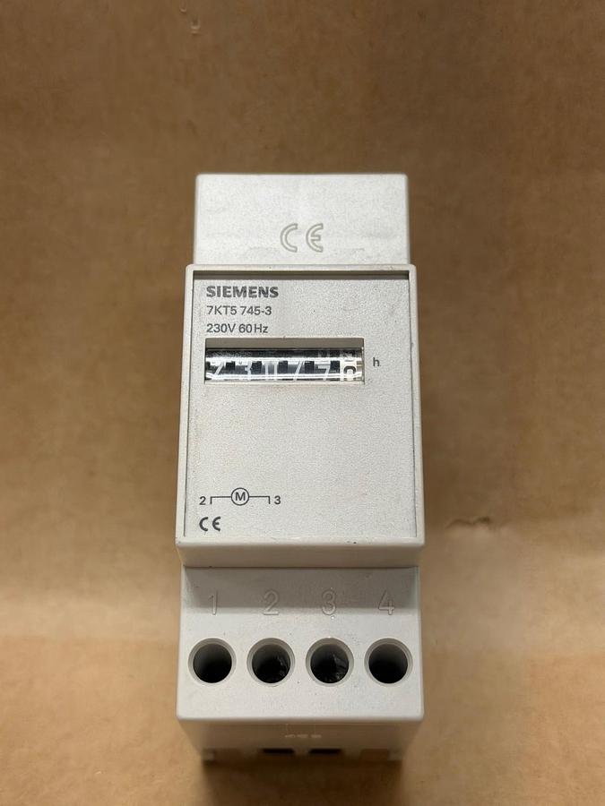 Used Siemens 7KT5 745-3 6-Digit Hour Counter