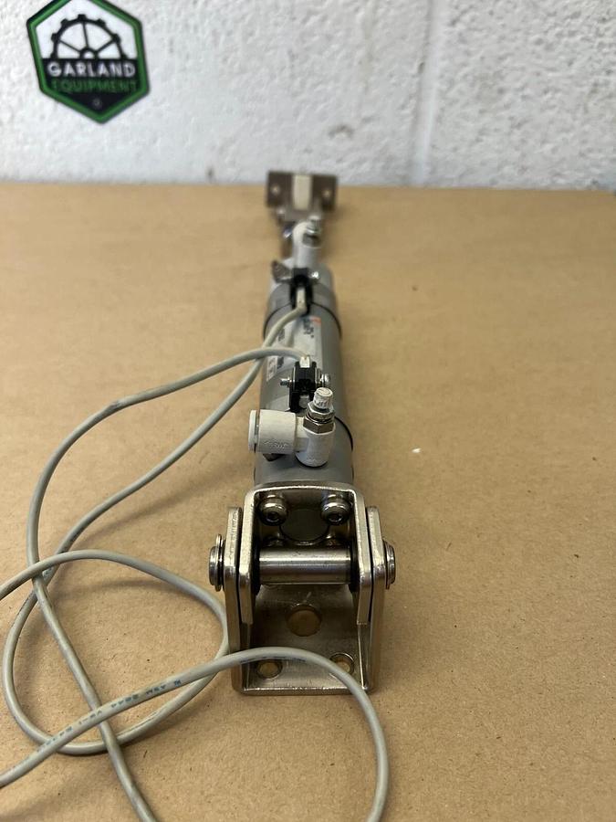 Used SMC CDG1DA25-75 Round Body Cylinder