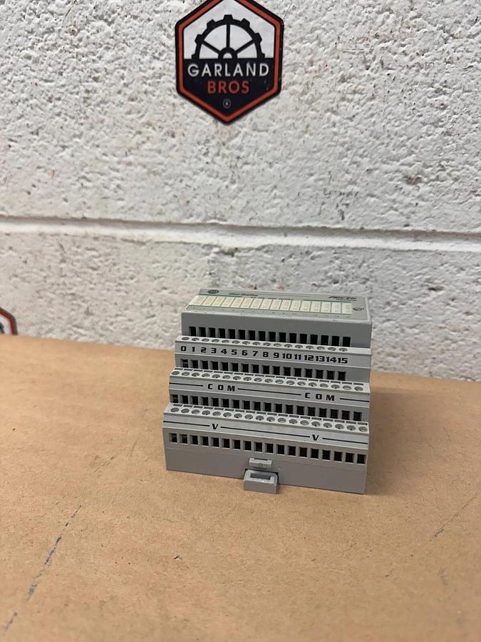 Used Allen Bradley - 1794 OV16 - Flex I/O 24 VDC Sink Output with TB3